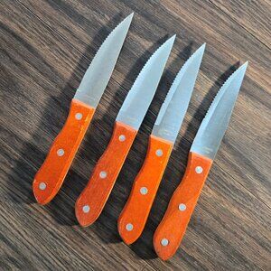Set of Four Stainless Steel Steak Knives with Wood Handles NWOT